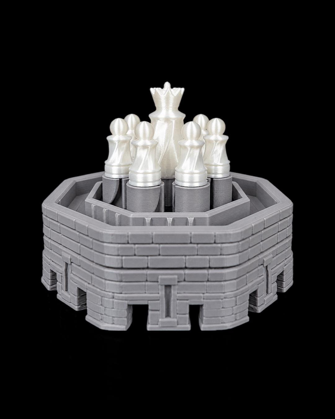Checkmate Keep chess board and pieces in custom color combination