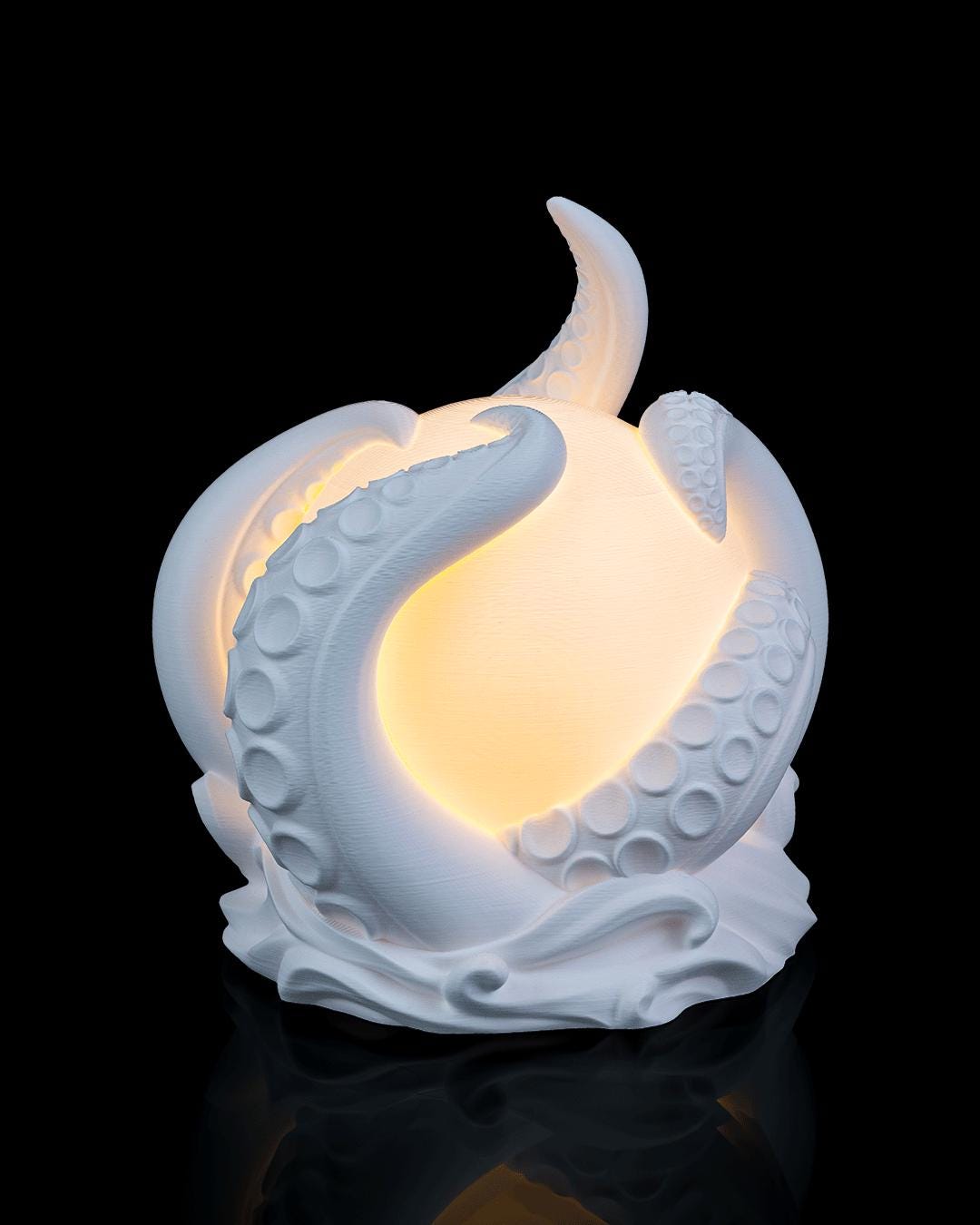 Kraken sphere lamp lit, front view with tentacles around the glowing orb