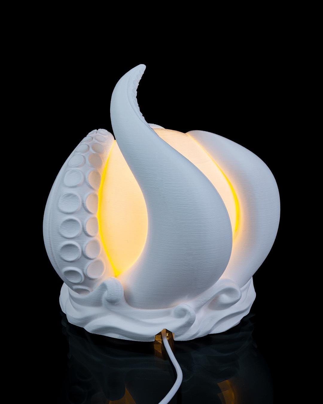 Kraken sphere lamp lit, back view with power cord