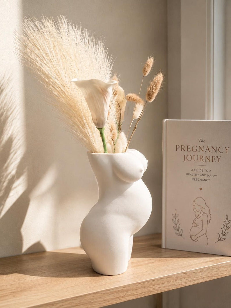 Maternity body vase with dried pampas grass