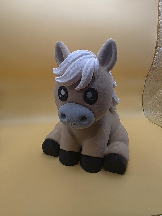Front view of cream Rylee horse pen holder with light mane